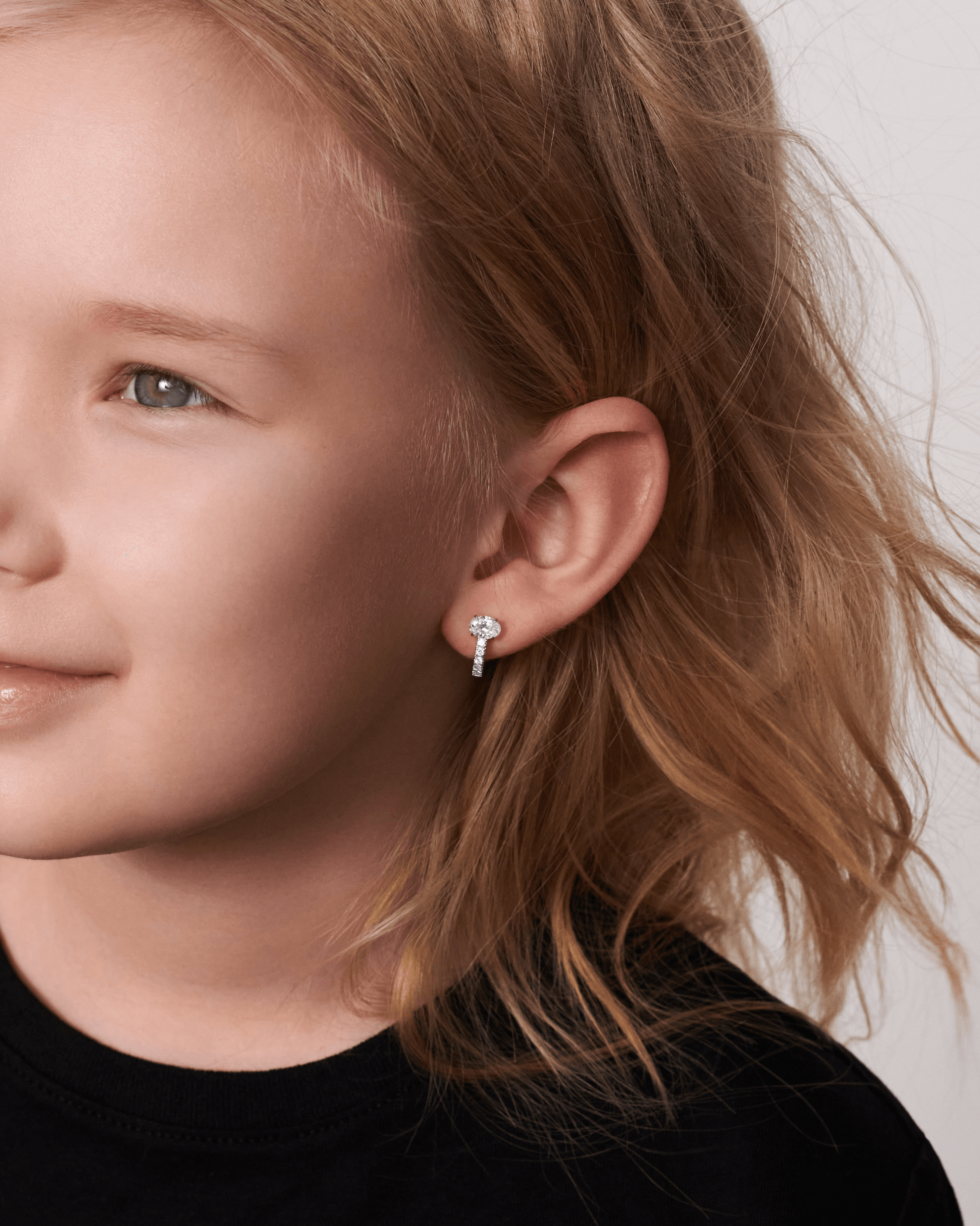 SMALL DIAMOND EARRINGS / 1.278 CTW
 18K White Gold