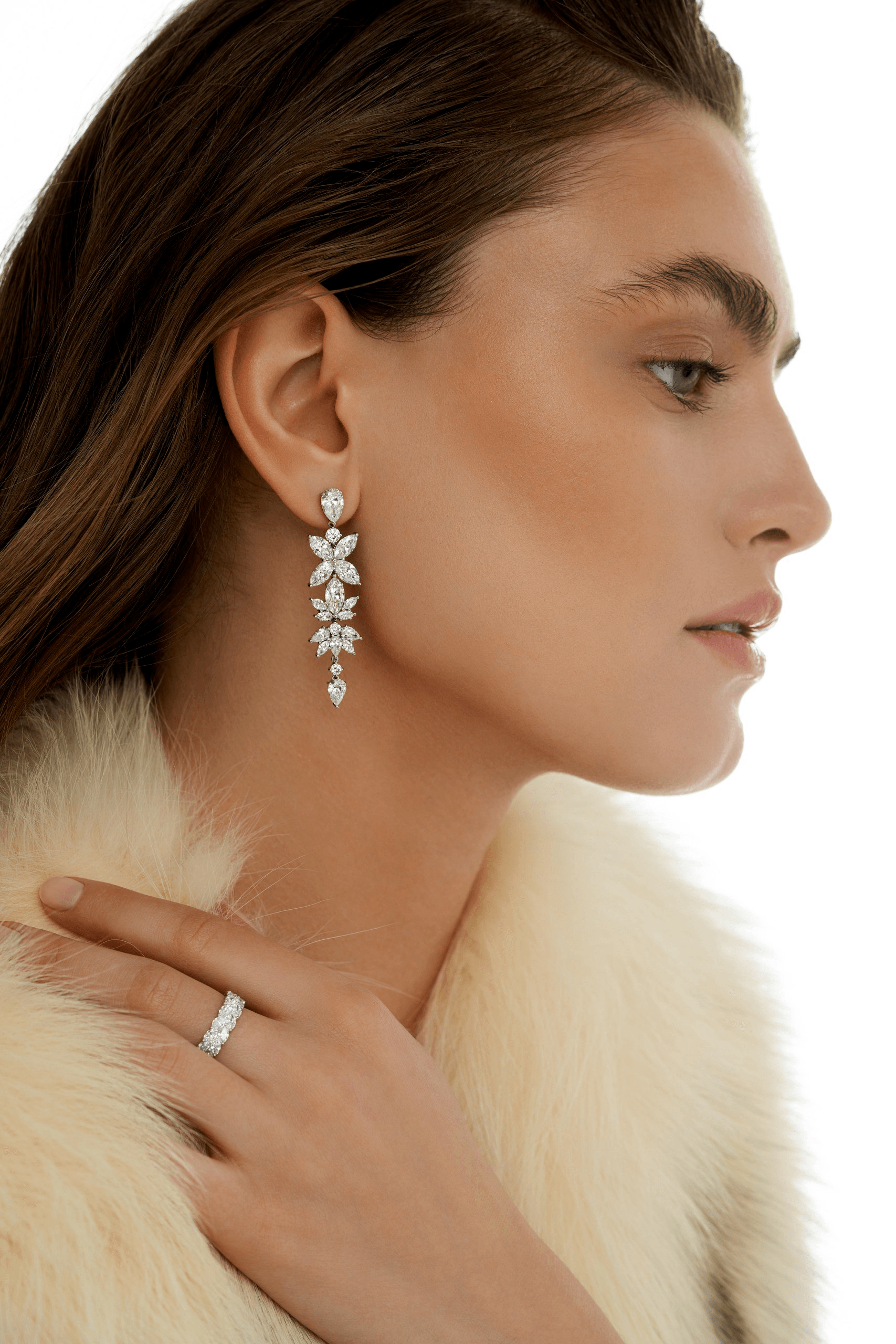 "LACE" DIAMOND EARRINGS / 11.461 CTW
18K White Gold
