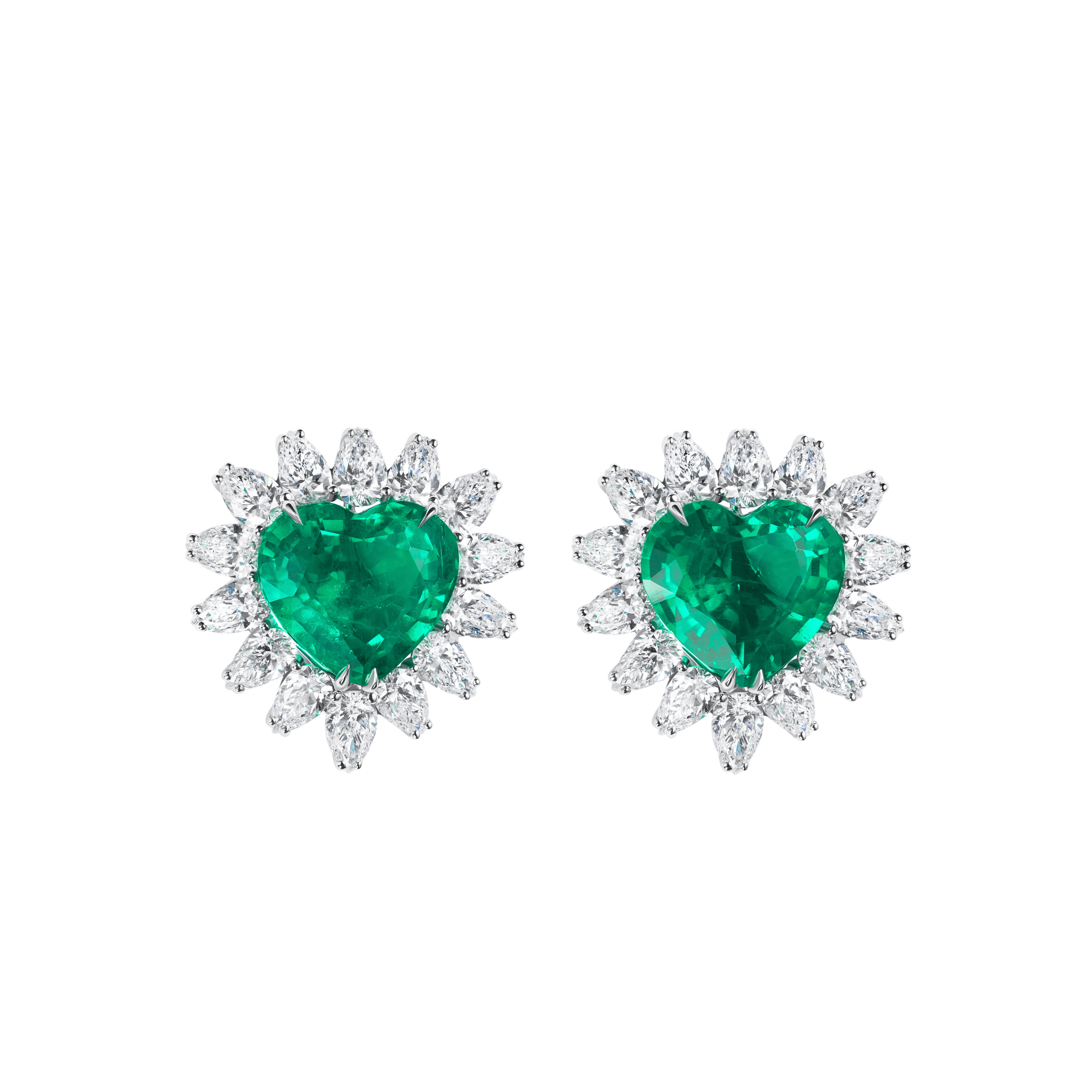 "HEART RAYS" EMERALD EARRINGS / 16.099 CTW
 18K White Gold