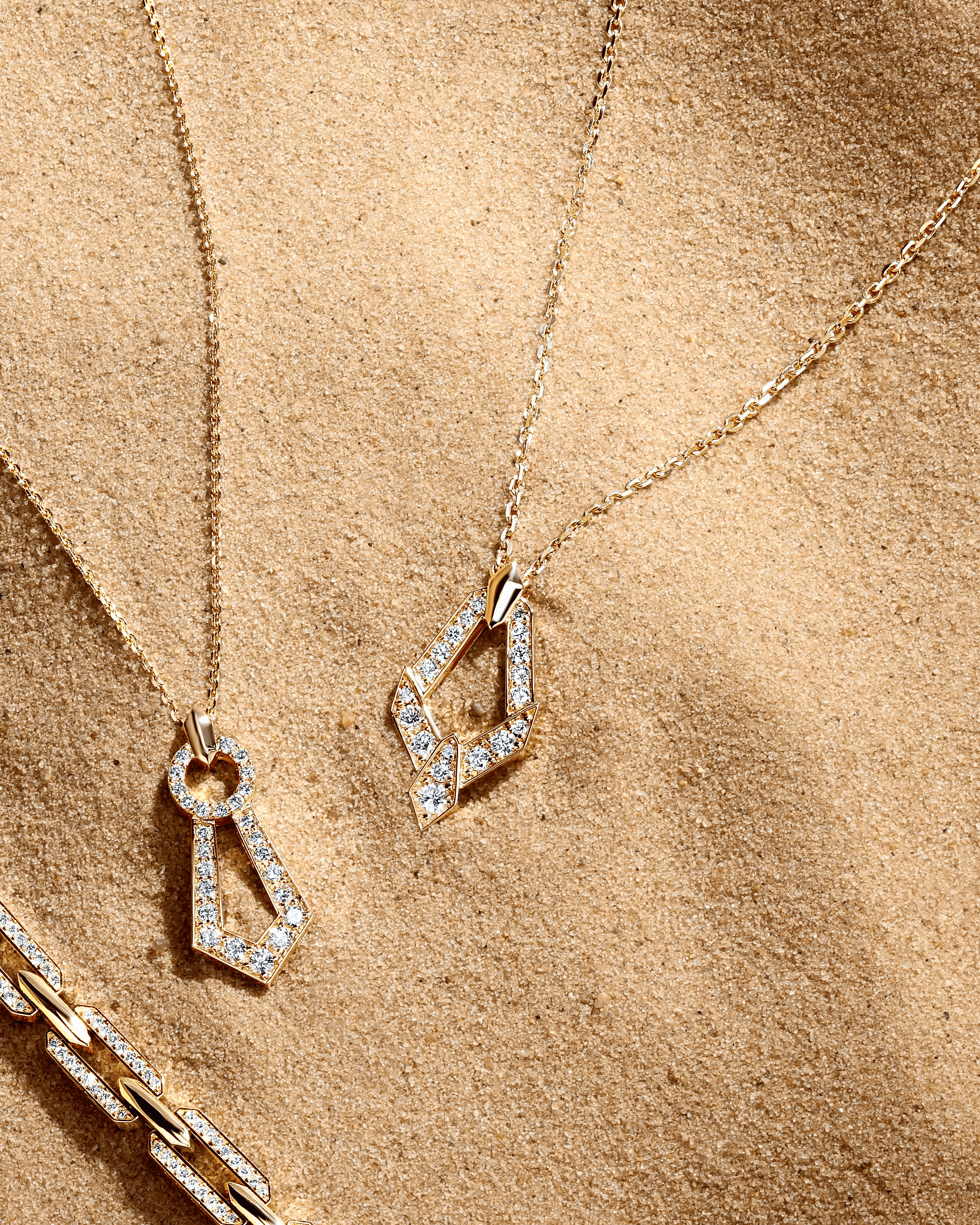 "ROCKET" DIAMOND PENDANT / 0.525 CTW
18K Yellow Gold