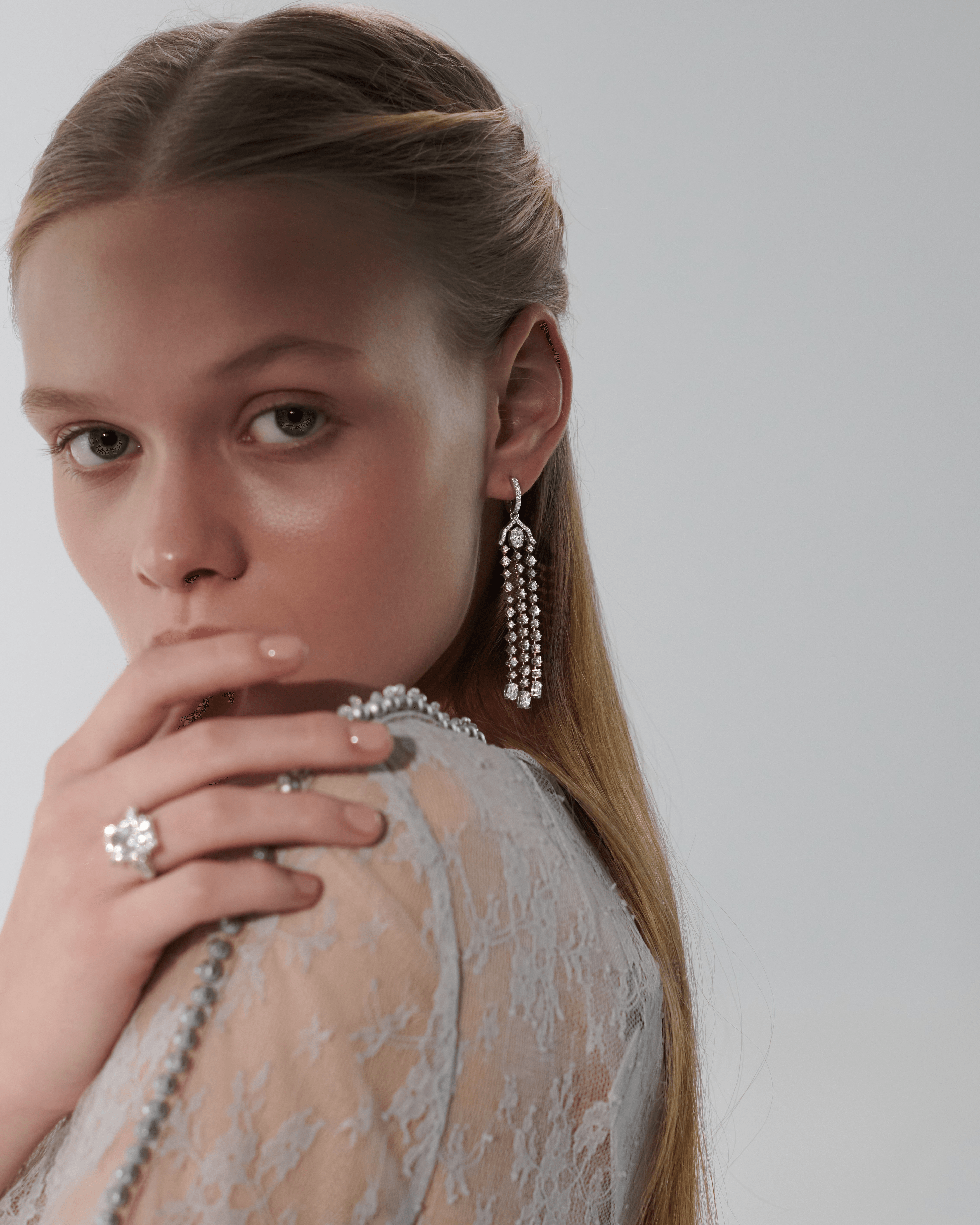 "DIAMOND BRAIDS" DIAMOND EARRINGS / 6.380 CTW
18K White Gold