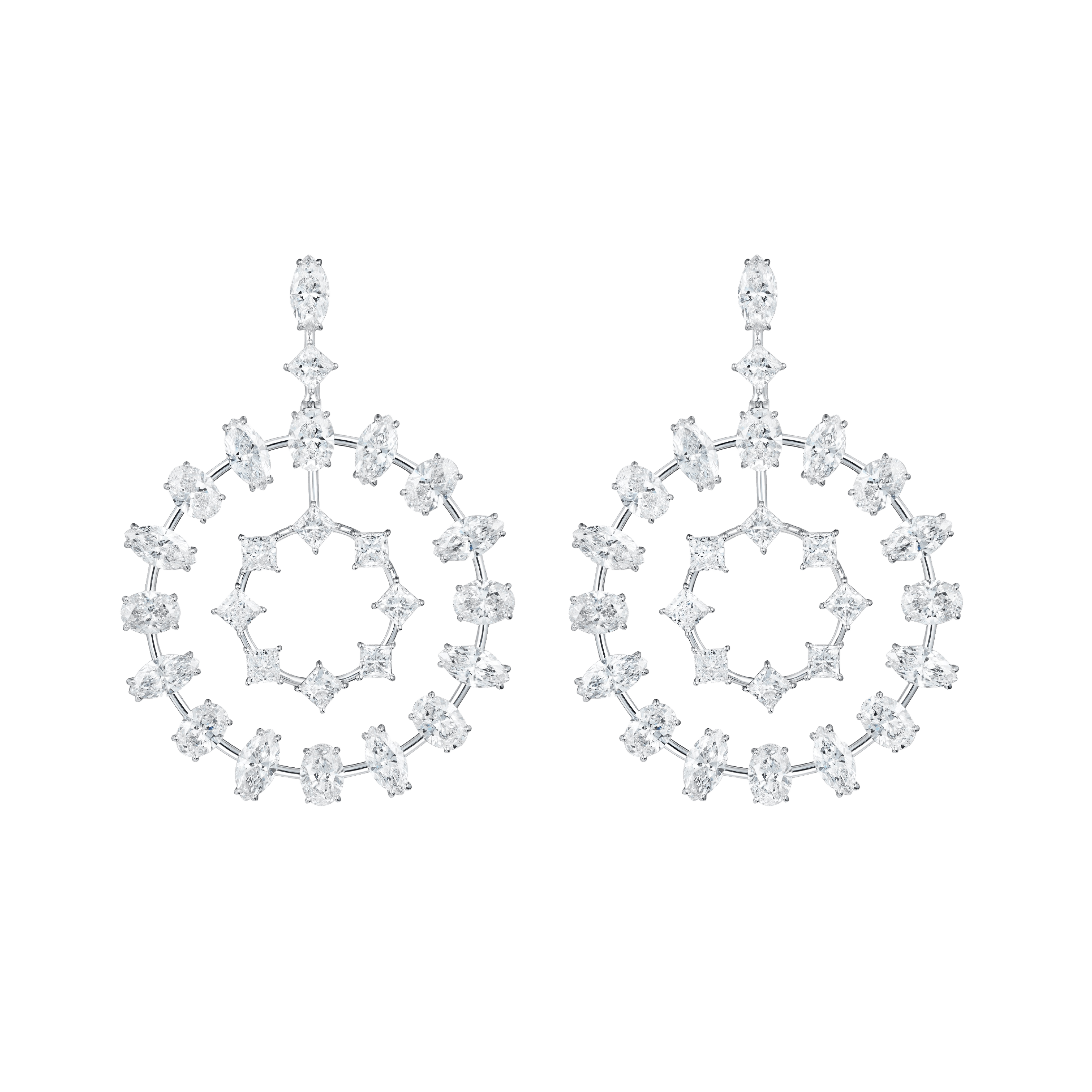 "SANSARA" DIAMOND EARRINGS / 25.003 CTW
18K White Gold