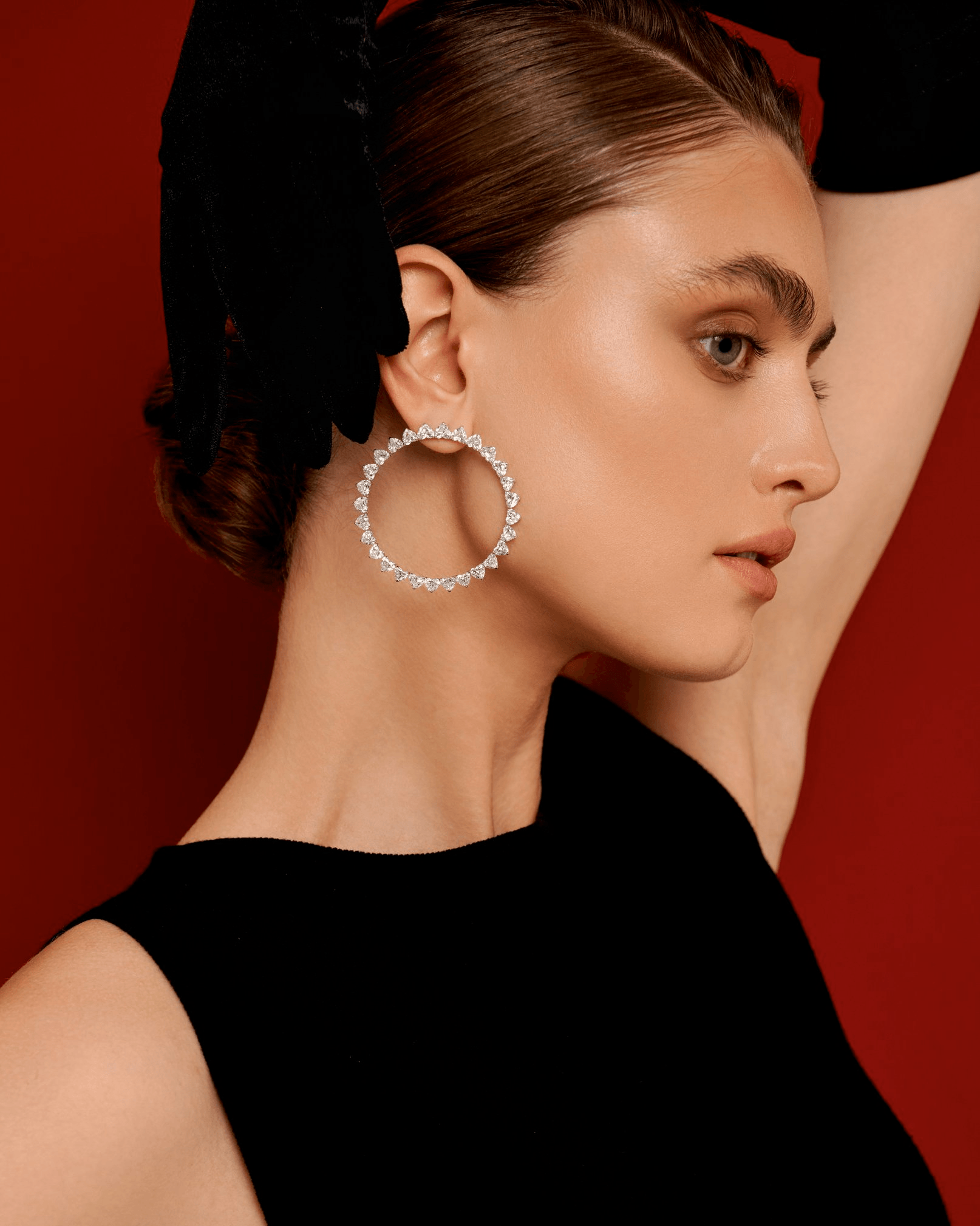 "THE MOON BIRST" DIAMOND EARRINGS / 22.154 CTW
18K White Gold