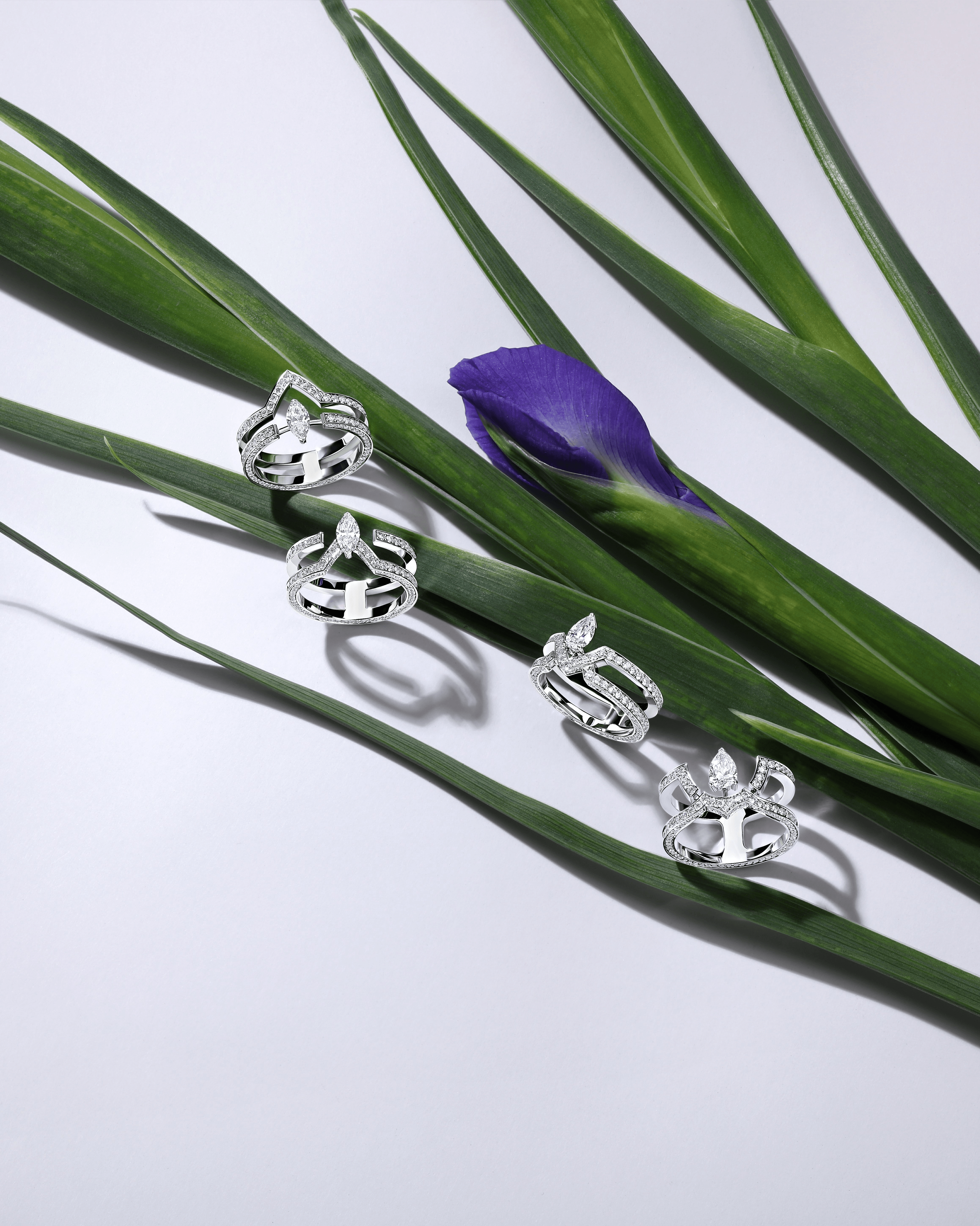 "STARWAY-2" DIAMOND DOUBLE BAND RING / 1.33 CTW
18K White Gold