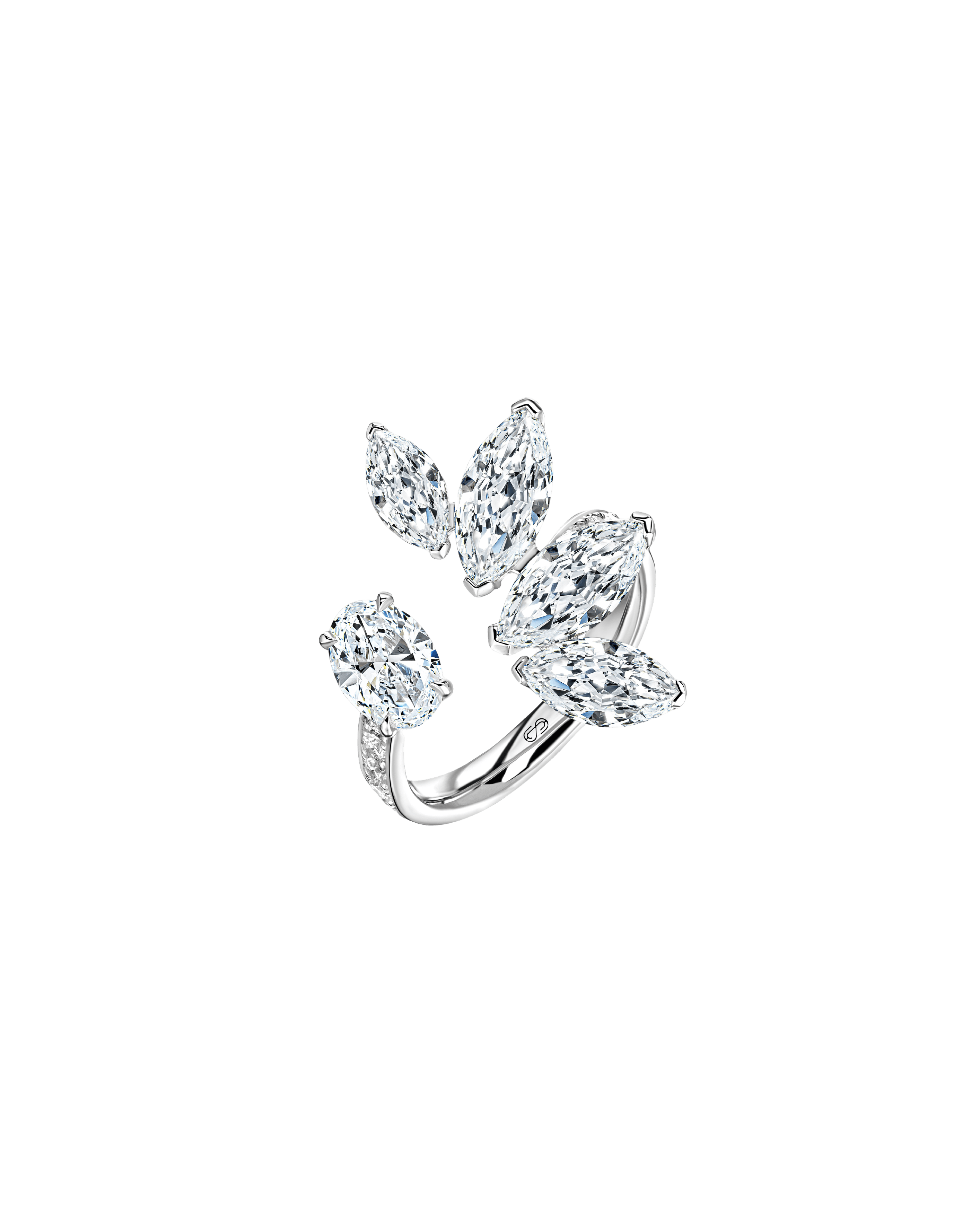 "STAR ATTRACTION" DIAMOND HUG RING / 3.57 CTW
18k White Gold