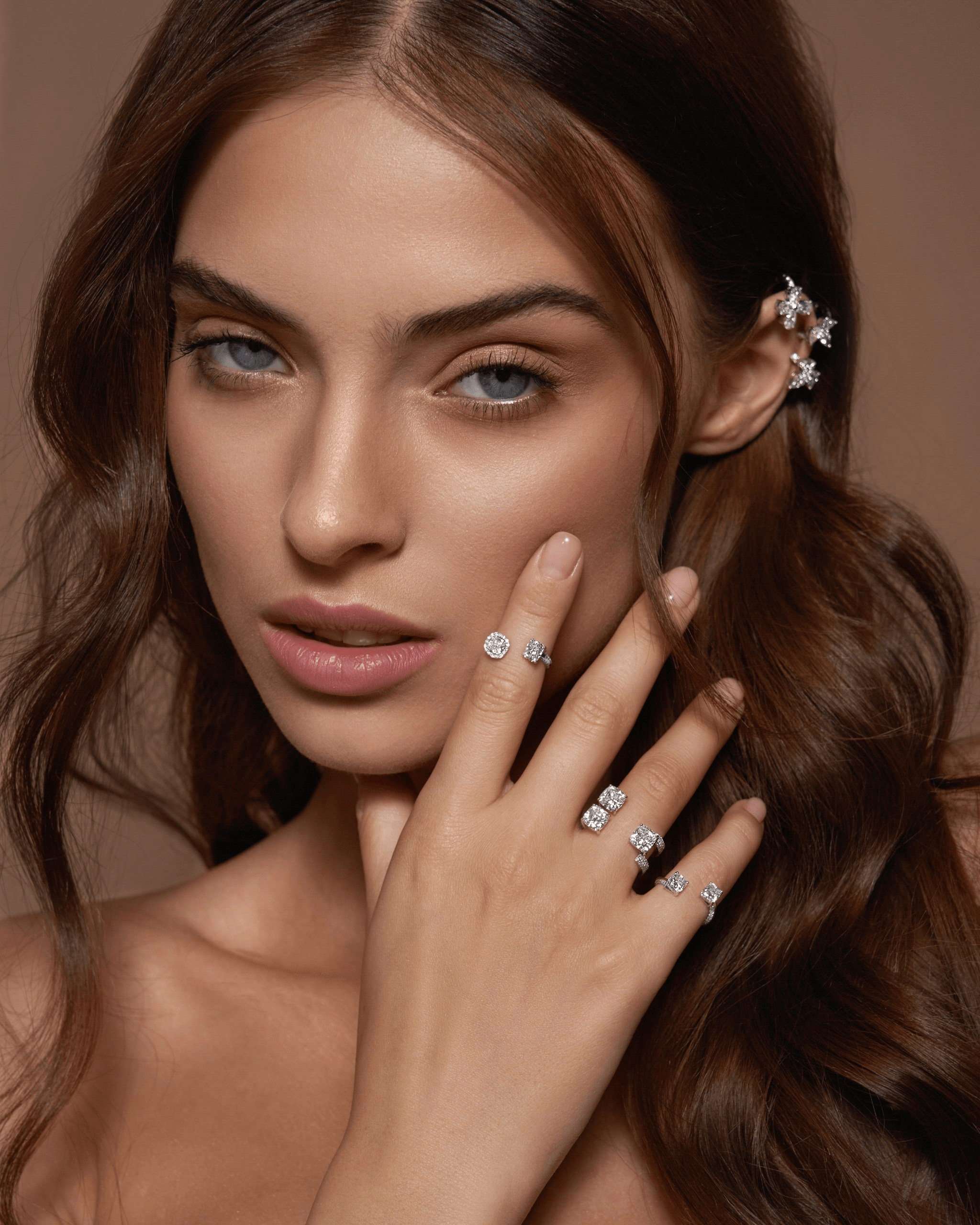 "THE ORBITS OF LIFE-2" DIAMOND HUG RING / 3.728 CTW
18K White Gold