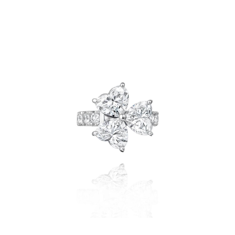 Kaff earring, 18-carat white gold with diamonds