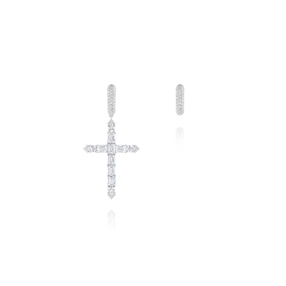 Earrings, 18-carat white gold with diamonds