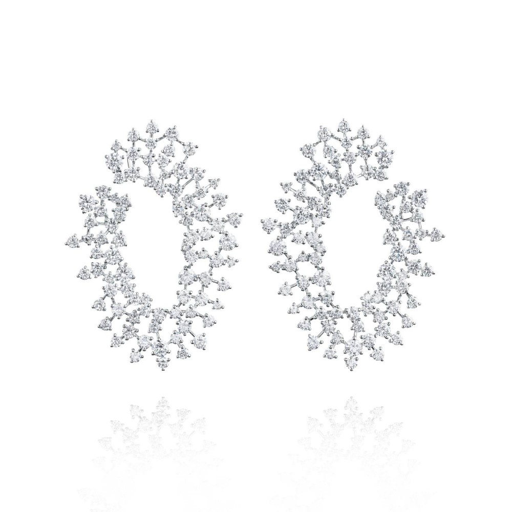 Earrings, 18-carat white gold with diamonds