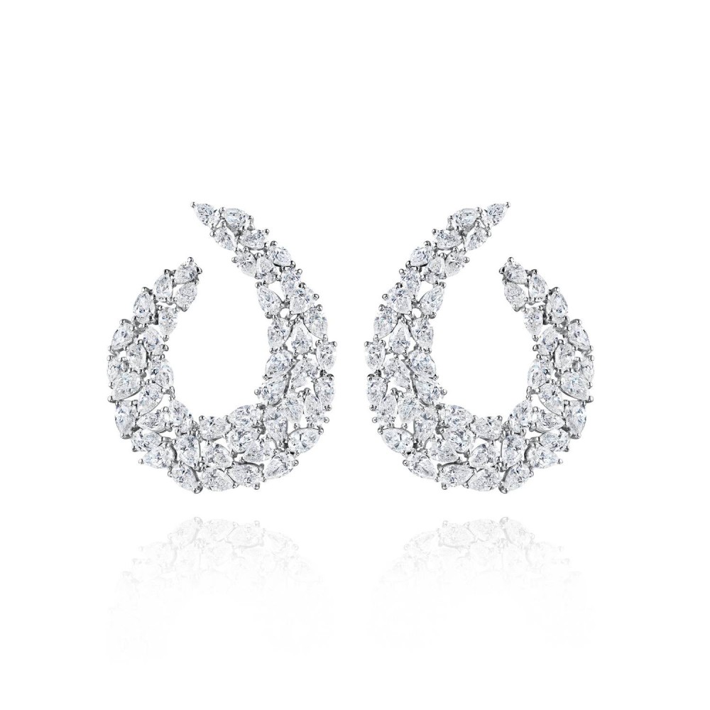 Earrings, 18-carat white gold with diamonds