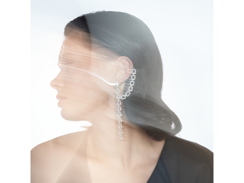 Cuff earring, 18-carat white gold with diamonds
