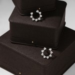Earrings, 18-carat white gold with diamonds