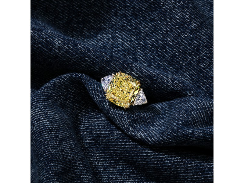 Кольцо, Белое золото 750 пробы с бриллиантами и желтыми бриллиантами