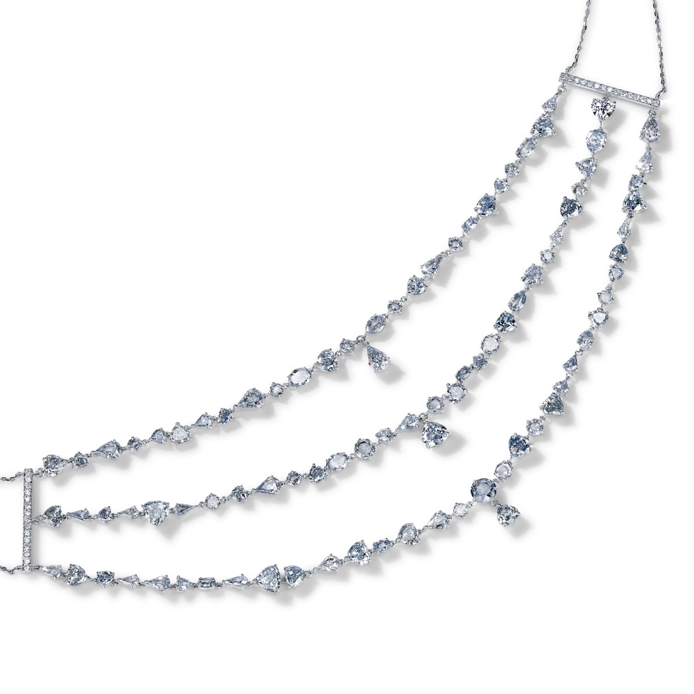 Necklace, 18-carat white gold with diamonds
