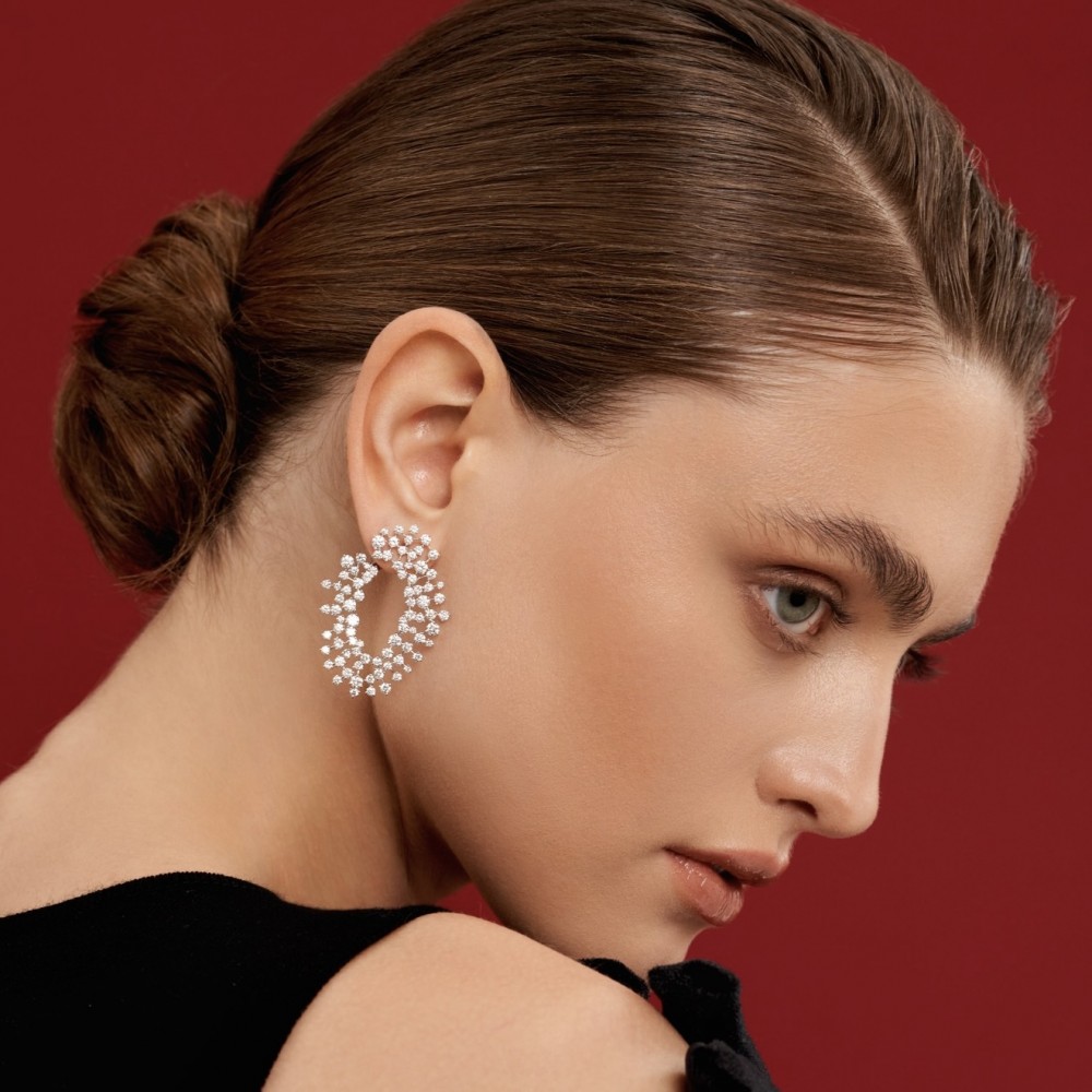 Earrings, 18-carat white gold with diamonds