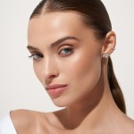 Earrings / Studs, 18-carat white gold with diamonds