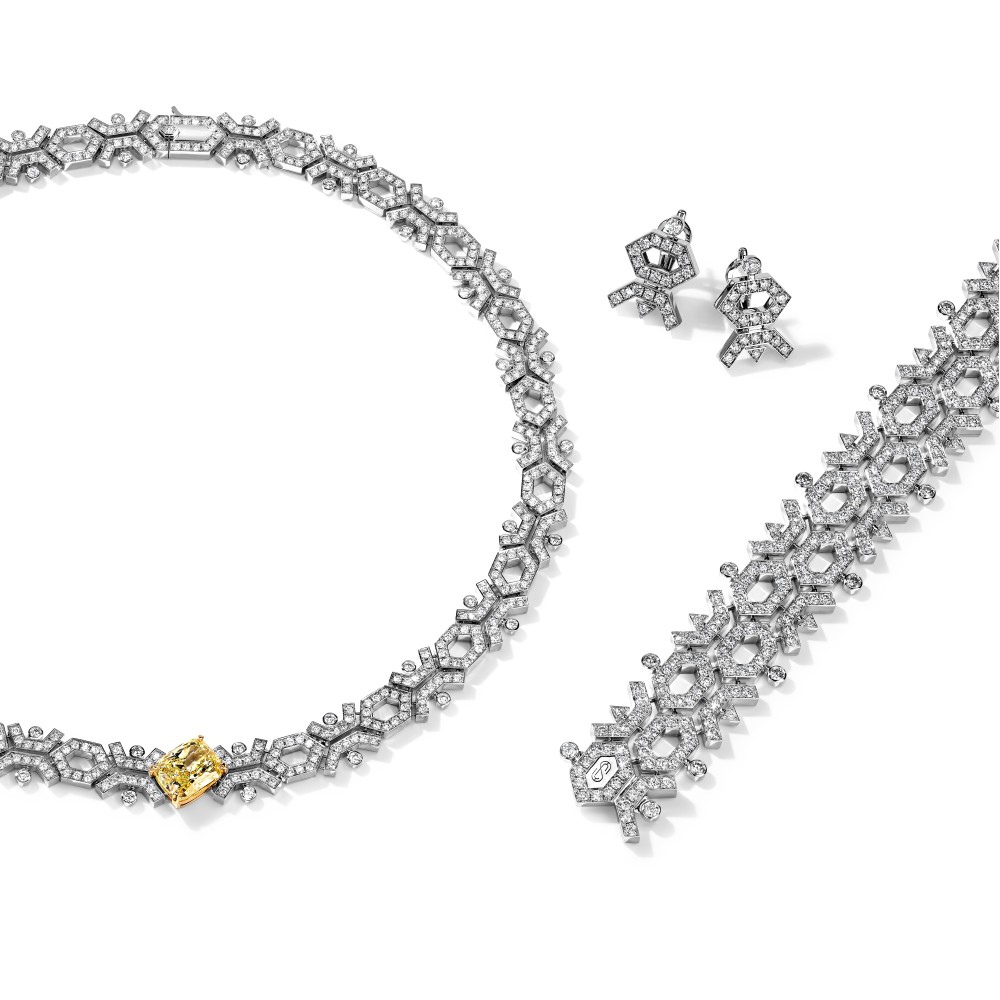 Bracelet, 18-carat white gold with diamonds