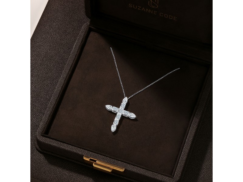 Necklace, 18-carat white gold with diamonds