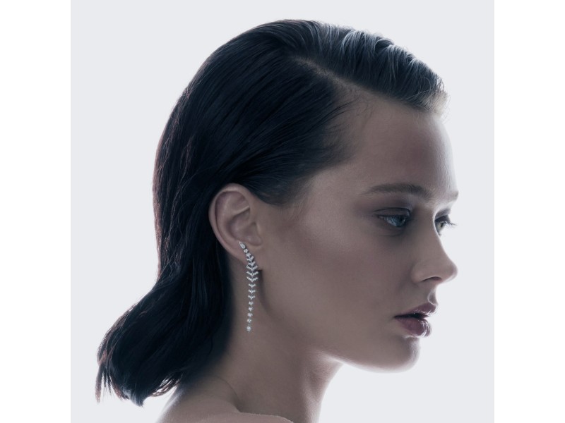 Earring, 18-carat white gold with diamonds