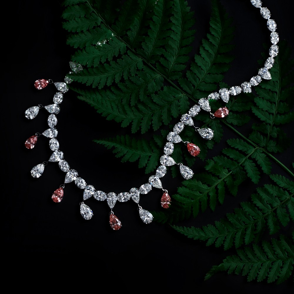 Necklace/Necklace, 18-carat white gold with diamonds