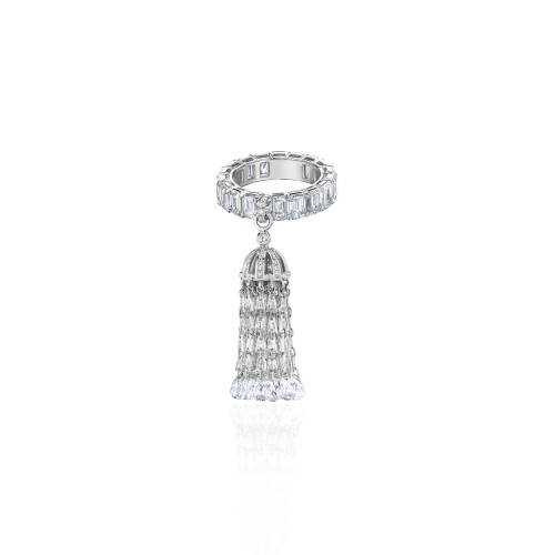 Ring, 18-carat white gold with diamonds