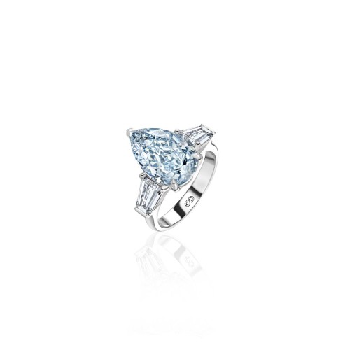 Ring, 18-carat white gold with diamonds