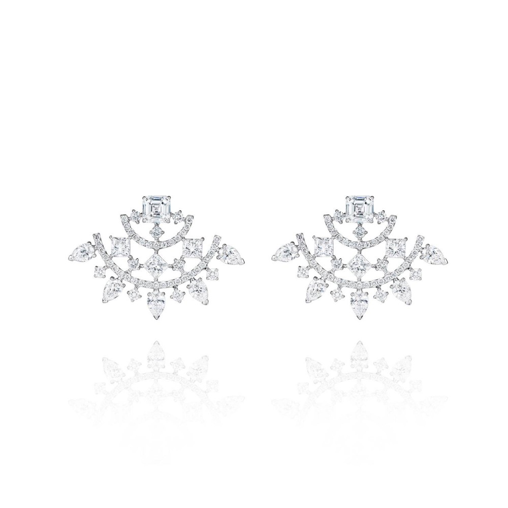 Earrings, 18-carat white gold with diamonds