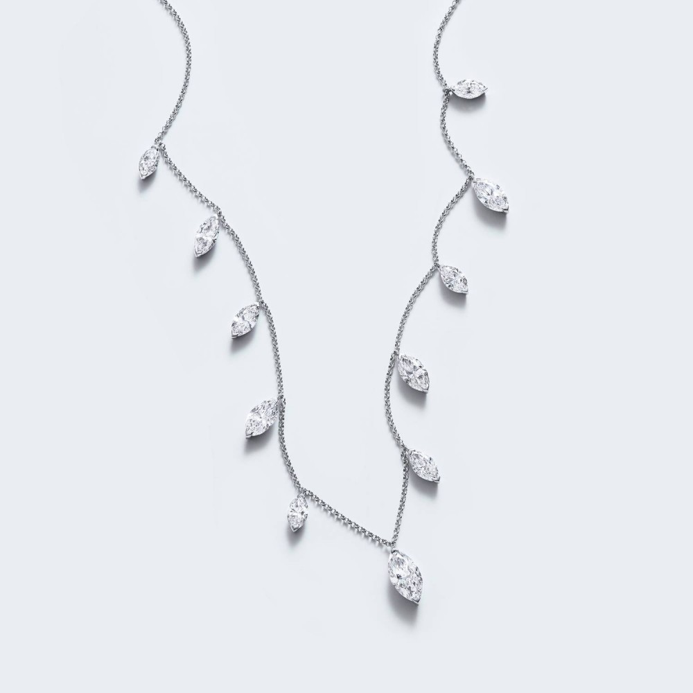 Necklace, 18-carat white gold with diamonds