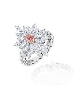 Ring, 18-carat white gold with pink diamonds