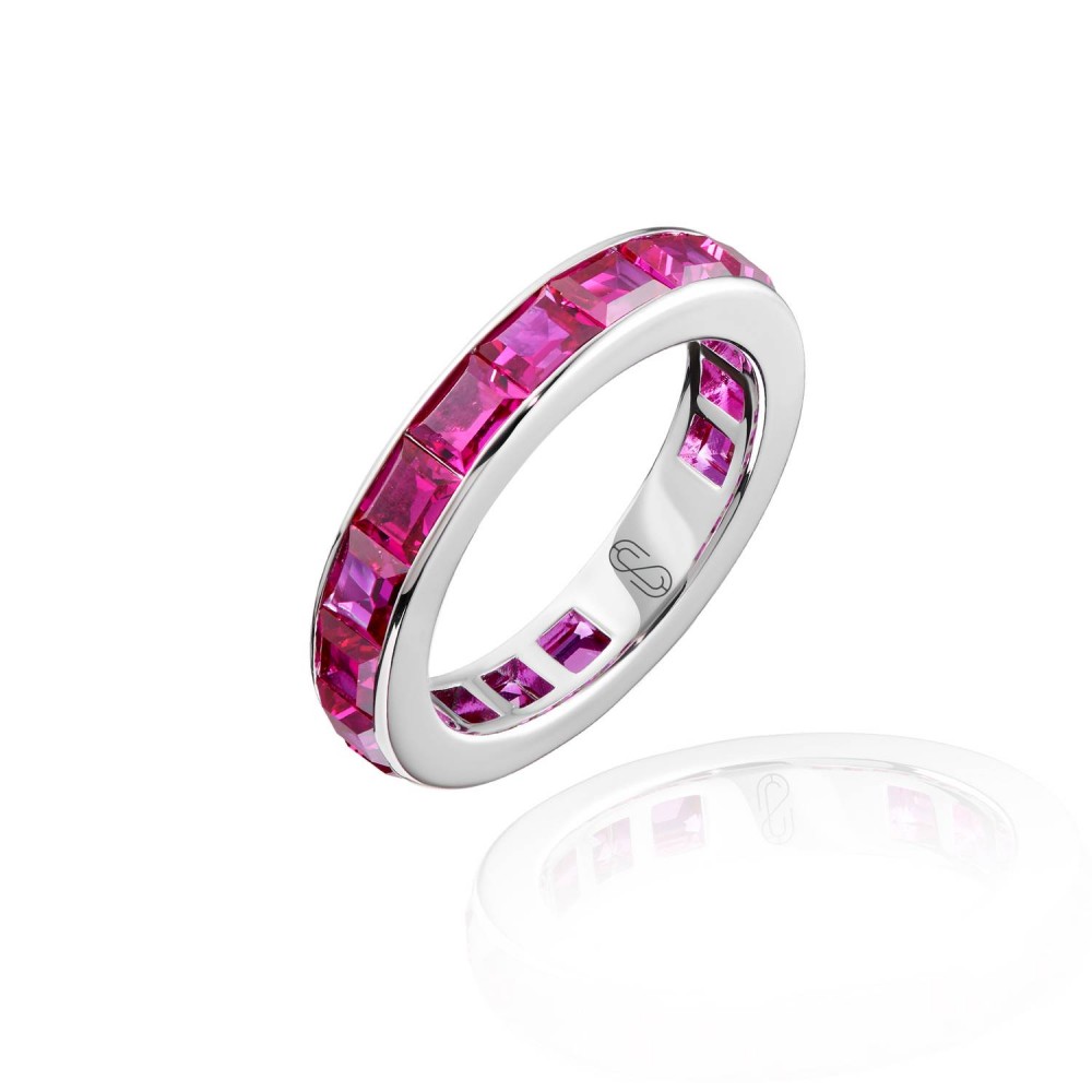 Ring, 18-carat white gold with rubies